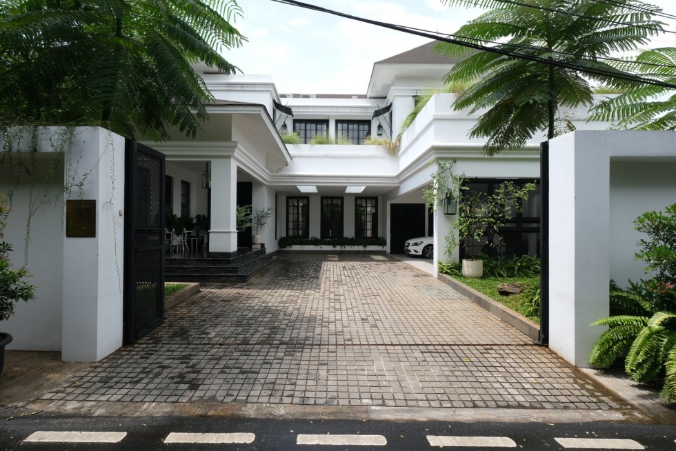 Gaharu V Residence